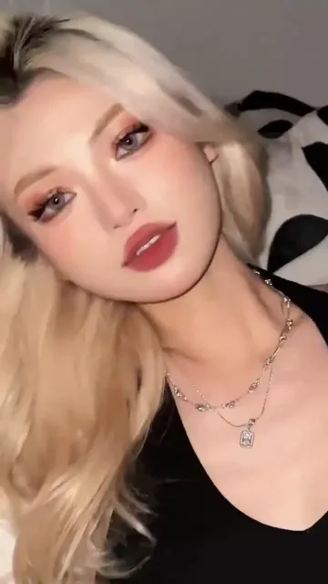 Trending AI face swap template preview - Creator reel face swap